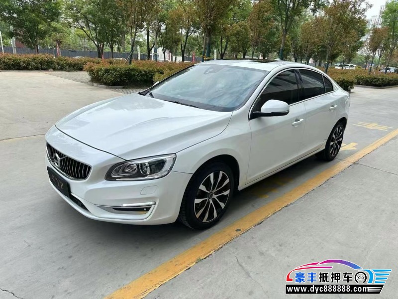 19年沃尔沃S60轿车抵押车出售