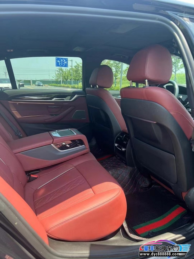 22年宝马5系轿车抵押车出售