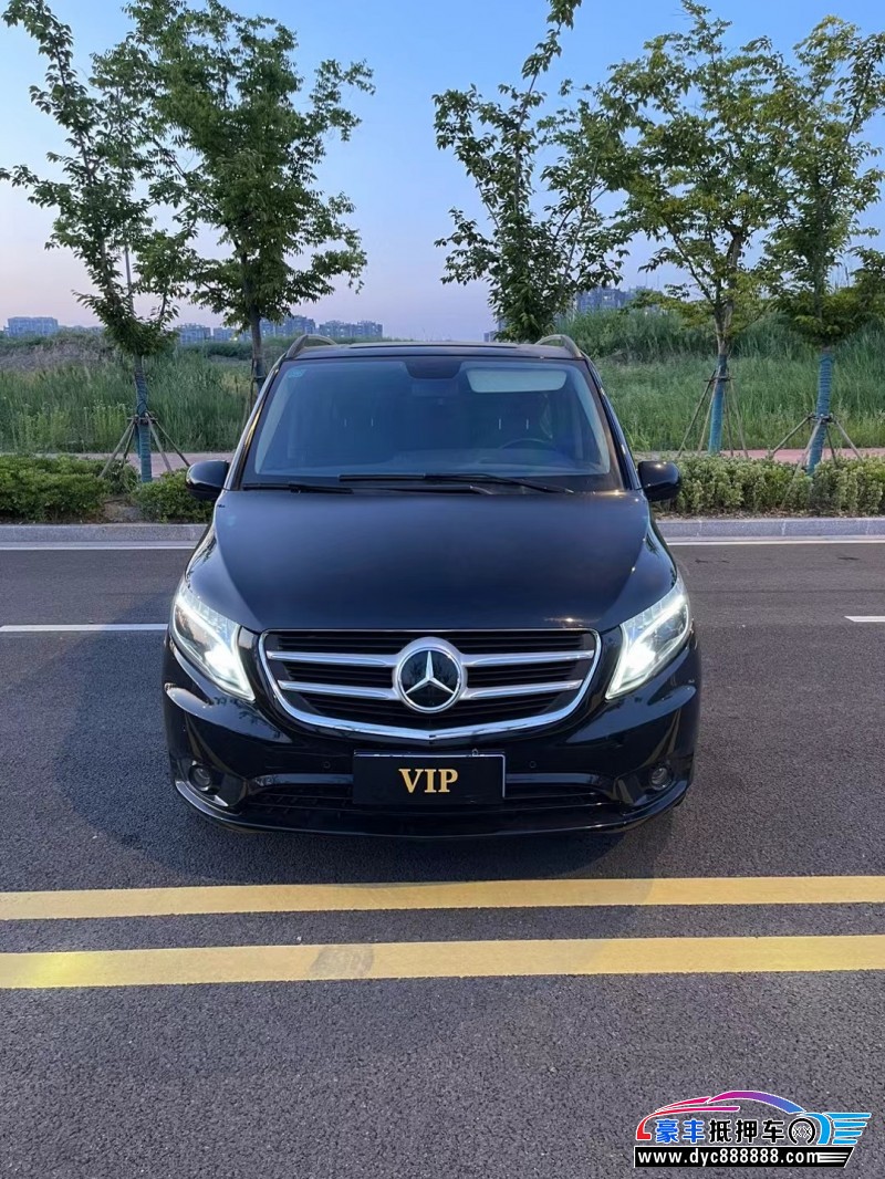 20年奔驰威霆轿车抵押车出售