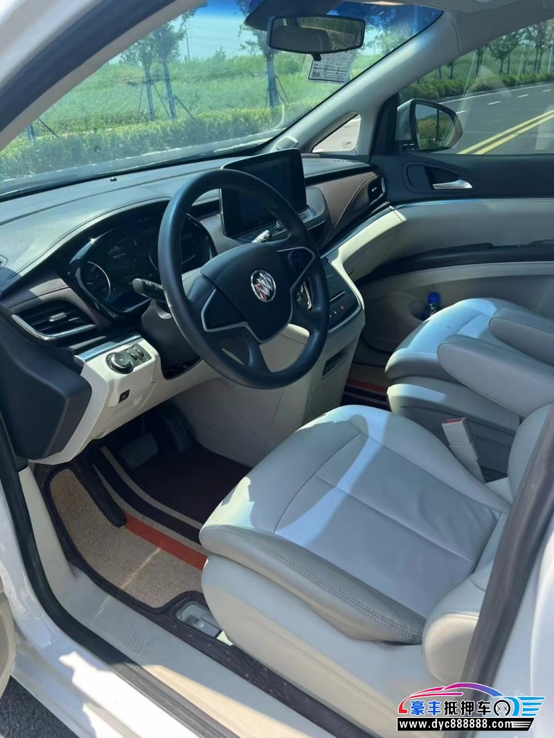 22年别克GL8轿车抵押车出售