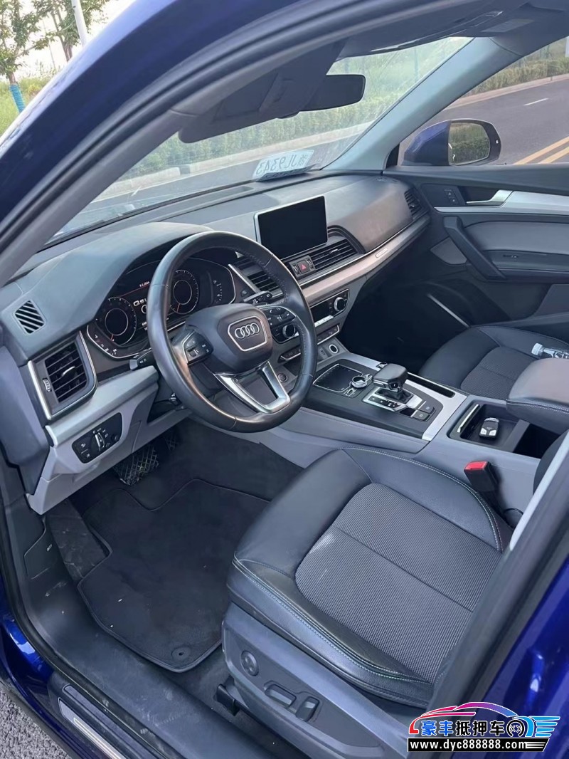 19年奥迪Q5轿车抵押车出售