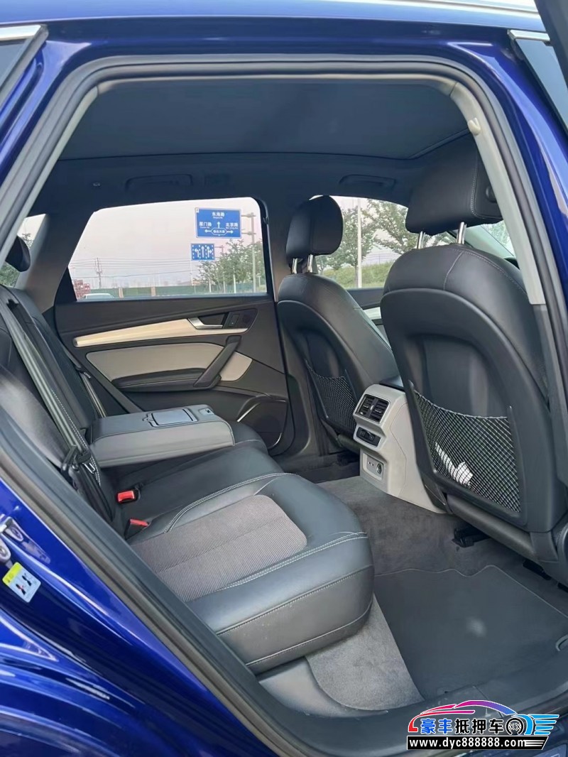 19年奥迪Q5轿车抵押车出售