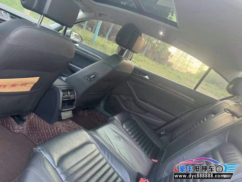 19年大众迈腾轿车抵押车出售