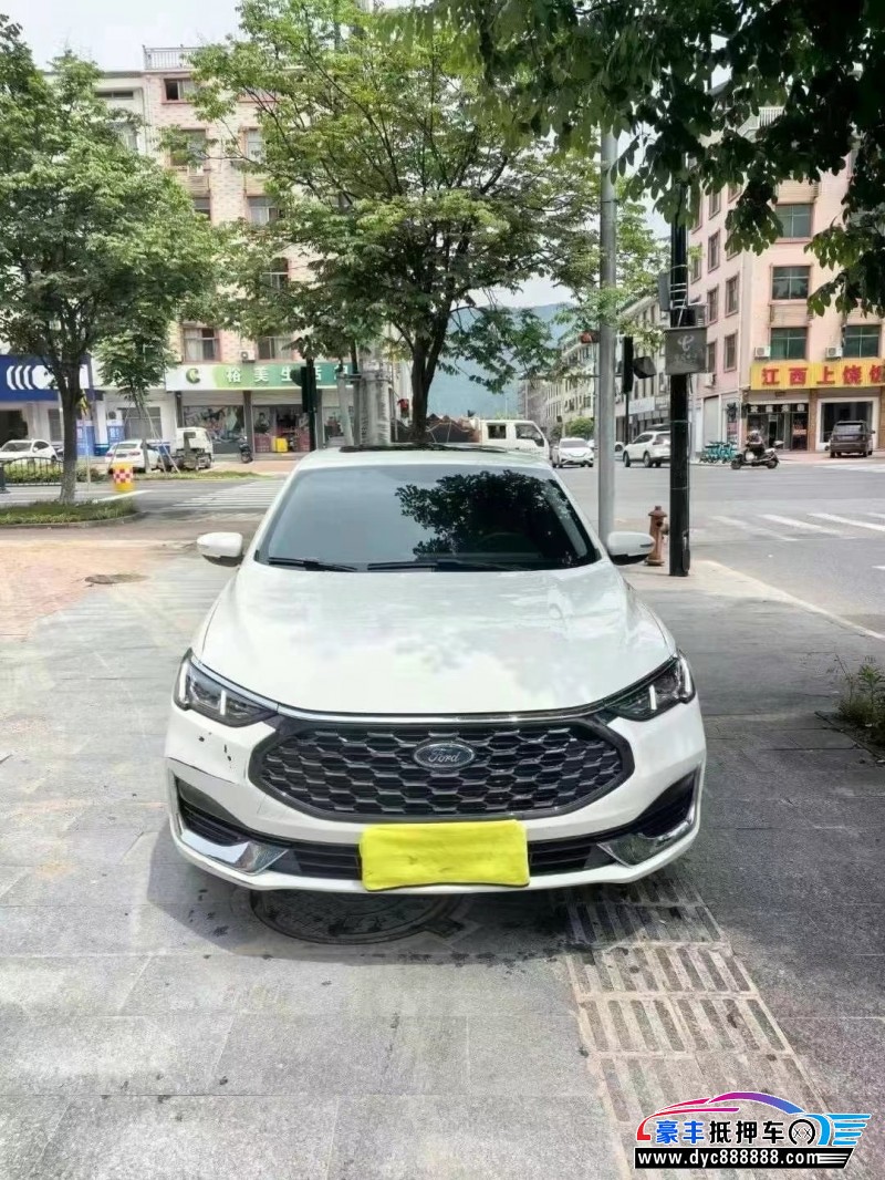 22年福特福睿斯轿车抵押车出售