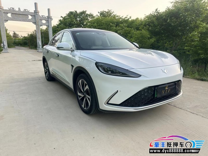 22年极狐阿尔法S轿车抵押车出售