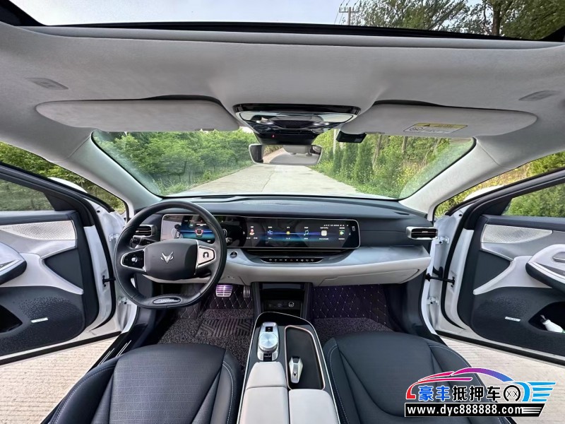 22年极狐阿尔法S轿车抵押车出售