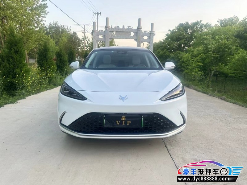 22年极狐阿尔法S轿车抵押车出售