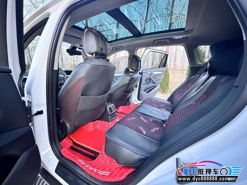 18年宝马X1轿车抵押车出售