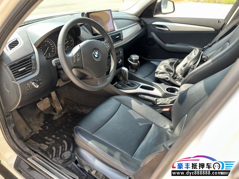 13年宝马X1轿车抵押车出售