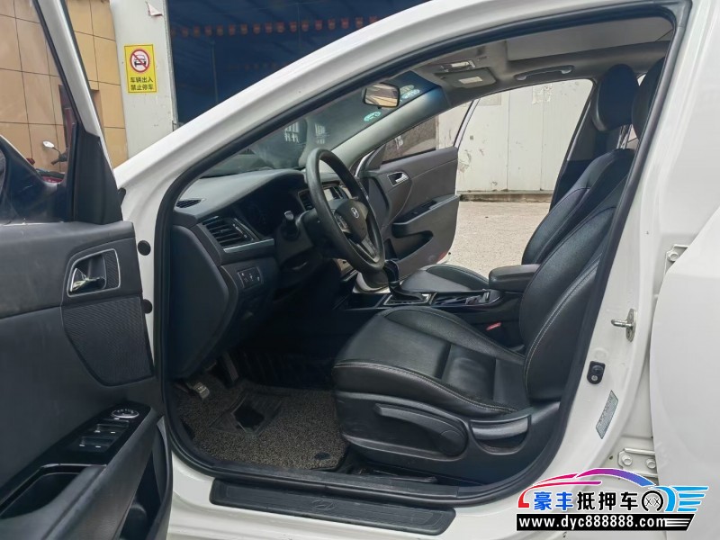 17年现代名图轿车抵押车出售