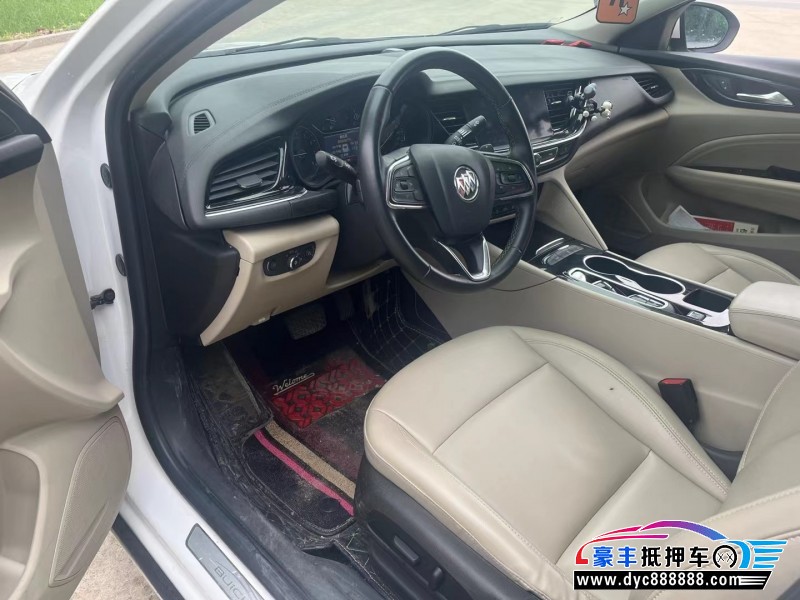 21年别克君威轿车抵押车出售