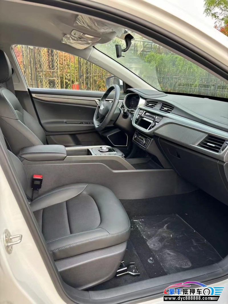 24年吉利帝豪EV轿车抵押车出售