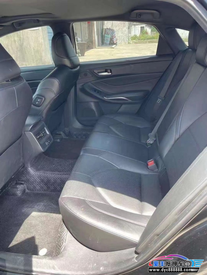 21年丰田亚洲龙轿车抵押车出售