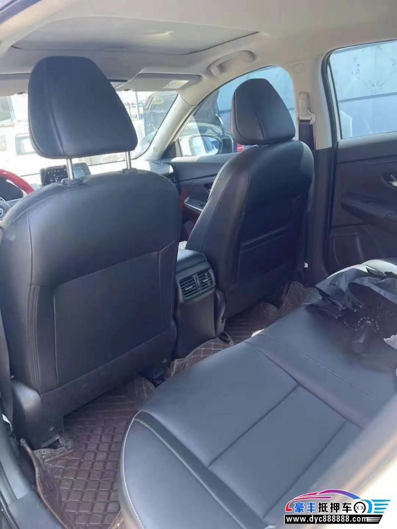 21年日产轩逸轿车抵押车出售