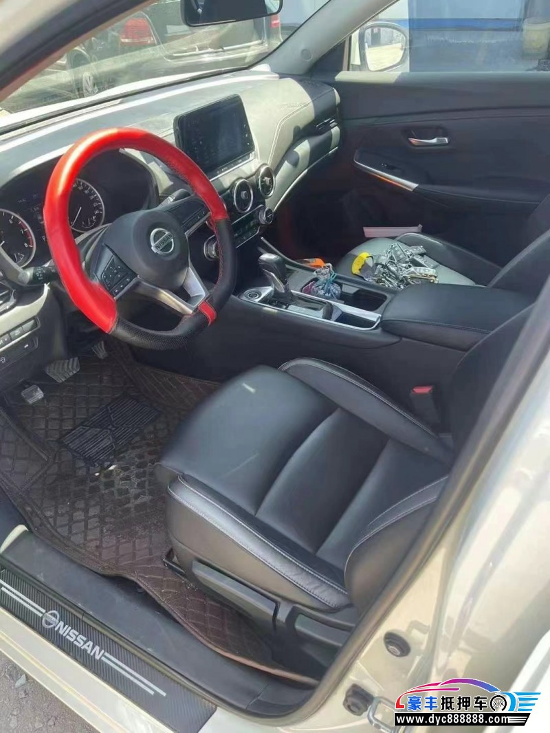 21年日产轩逸轿车抵押车出售