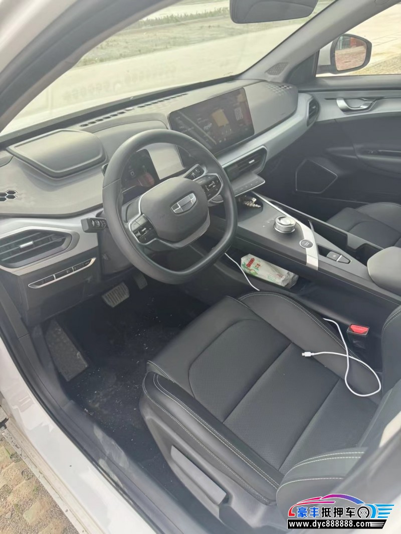 24年吉利几何轿车抵押车出售