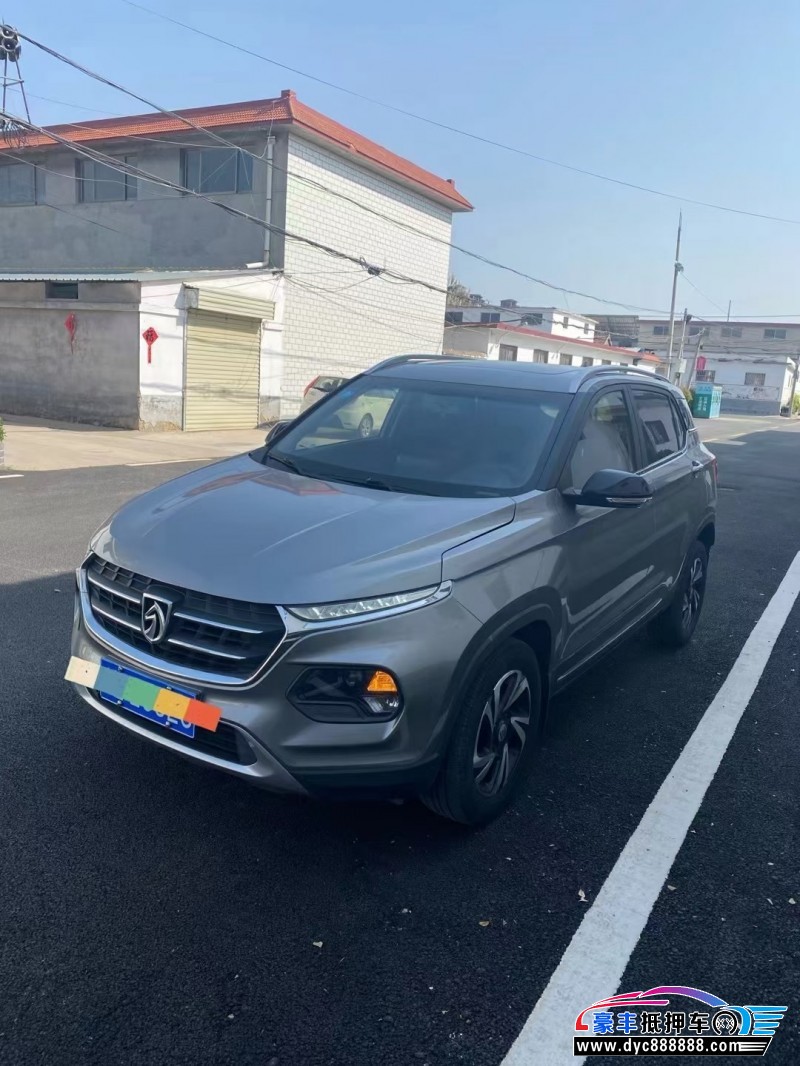 17年宝骏510轿车抵押车出售