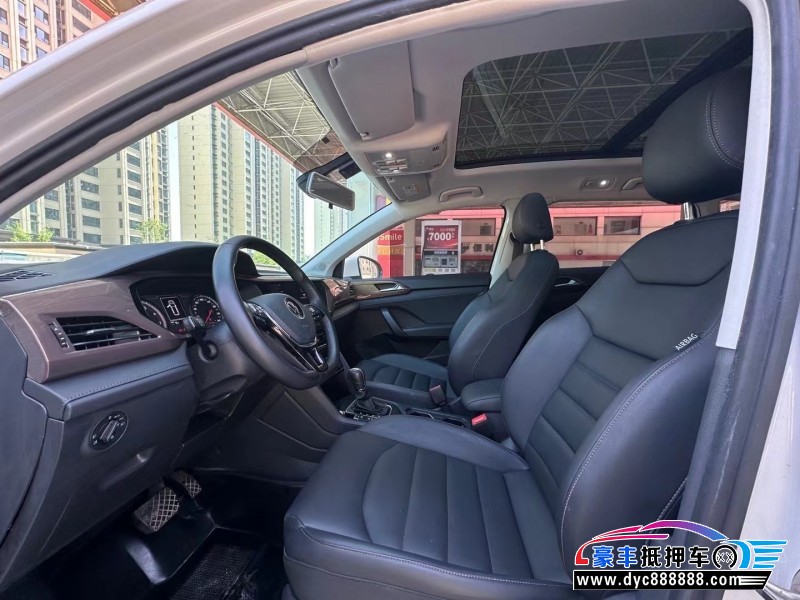 20年大众途岳轿车抵押车出售