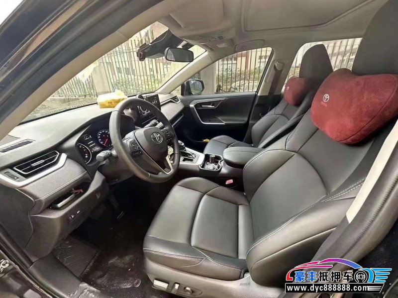 23年丰田威兰达轿车抵押车出售