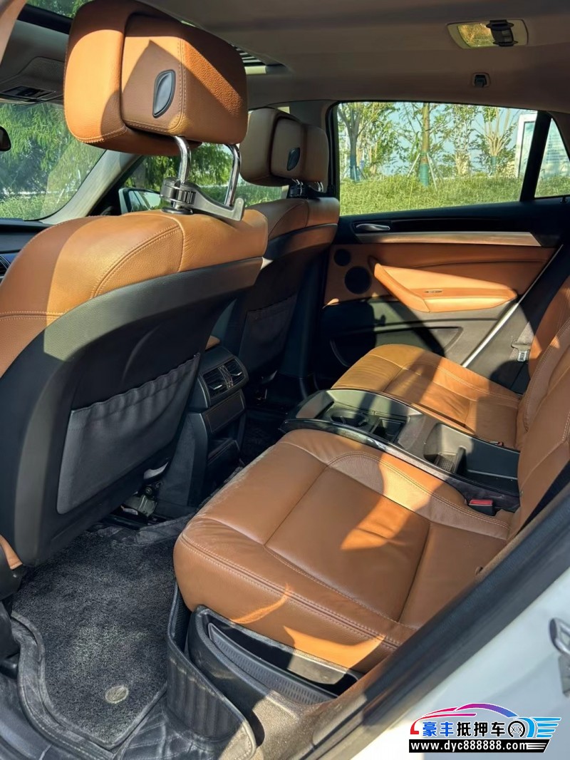 13年宝马X6轿车抵押车出售