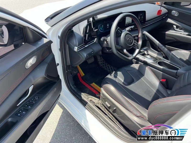 22年现代伊兰特轿车抵押车出售