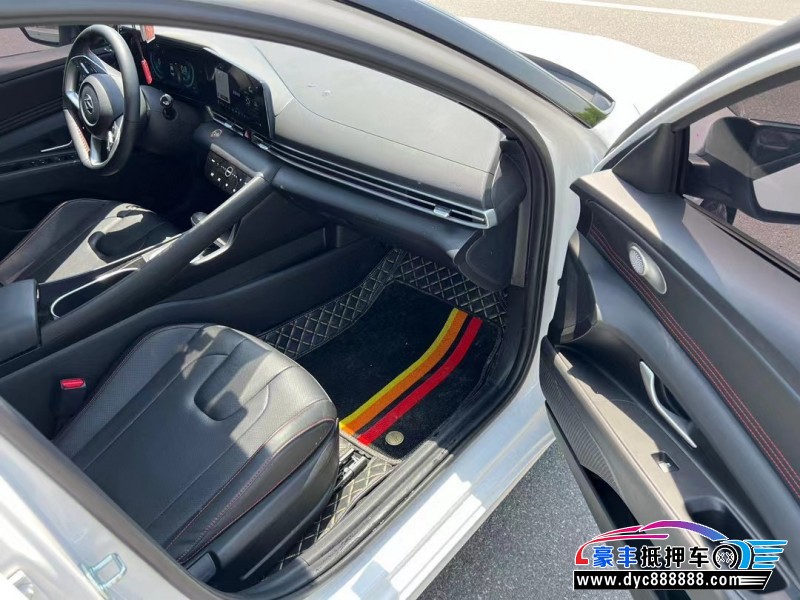 22年现代伊兰特轿车抵押车出售