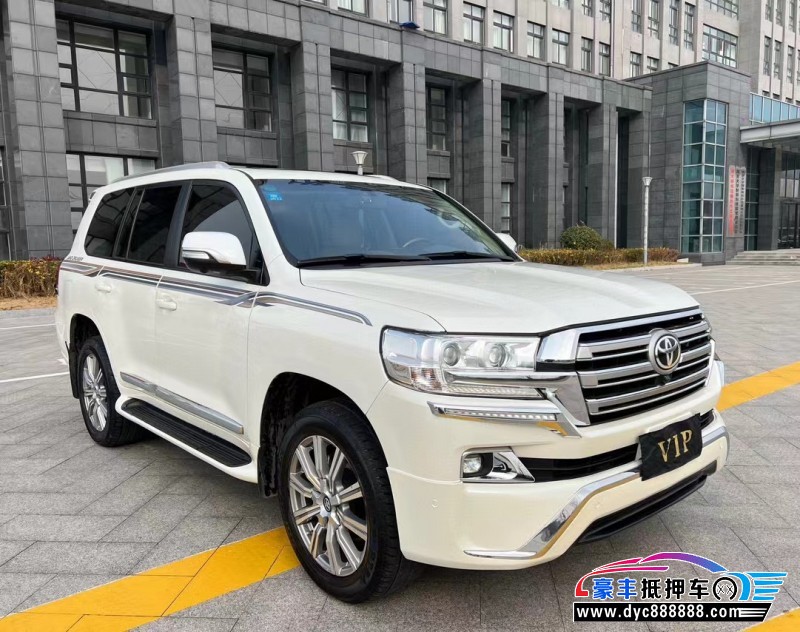 18年丰田兰德酷路泽（陆巡）轿车抵押车出售