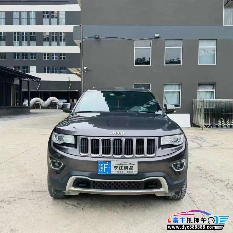 17年Jeep大切诺基轿车抵押车出售