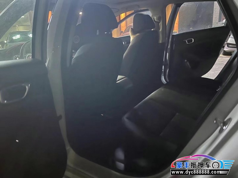 24年本田思域轿车抵押车出售