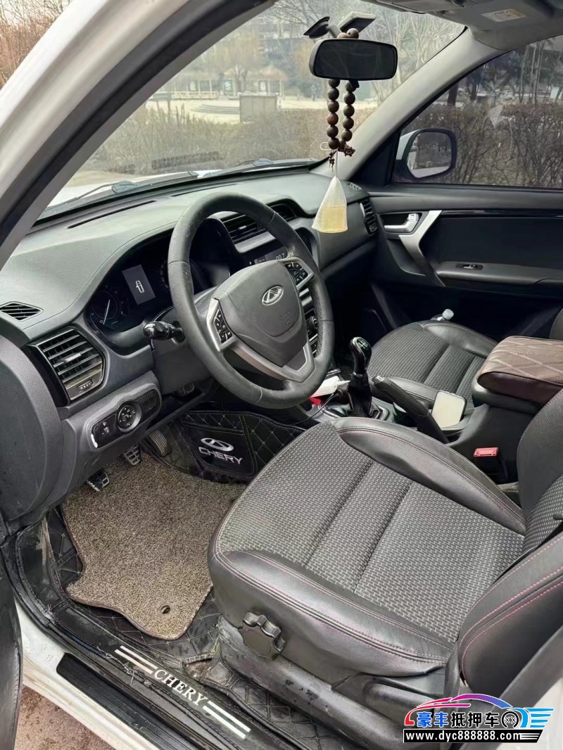 17年奇瑞瑞虎3轿车抵押车出售