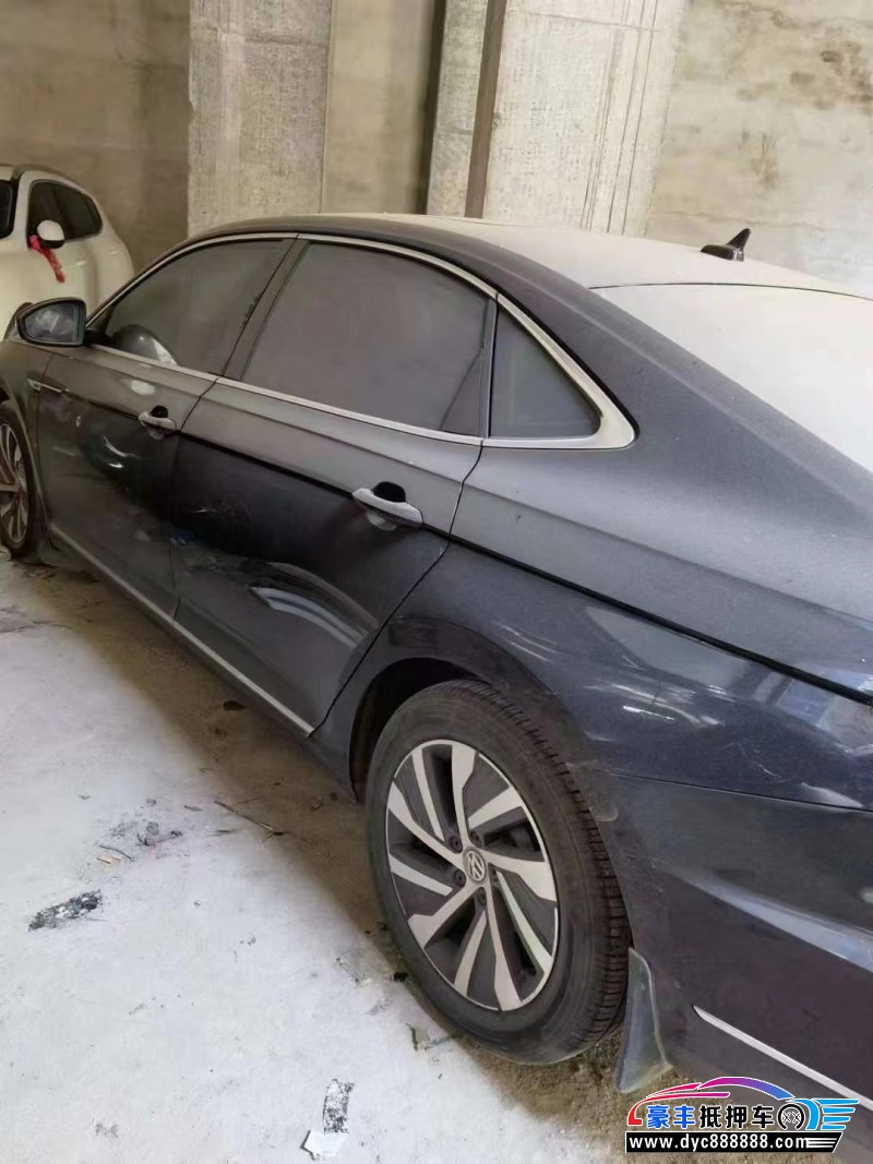 21年大众帕萨特轿车抵押车出售