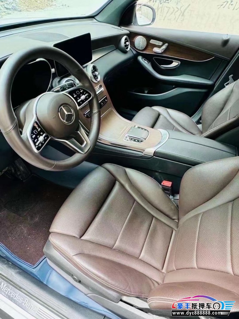 21年奔驰GLC轿车抵押车出售