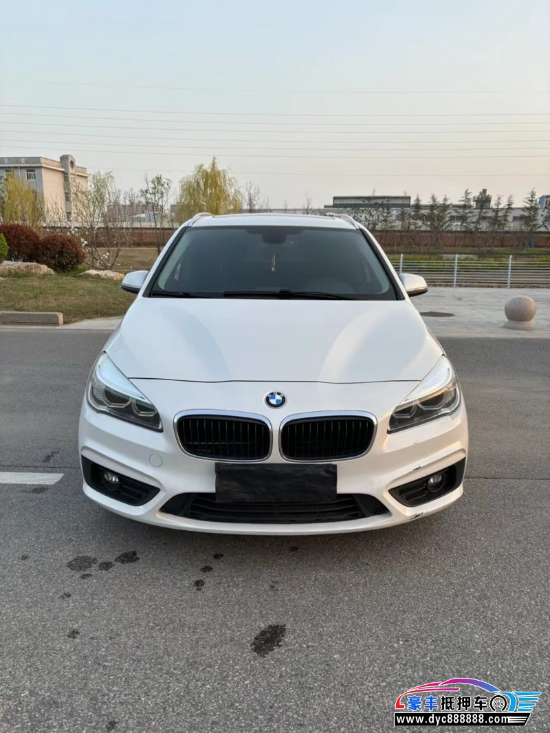 18年宝马2系轿车抵押车出售