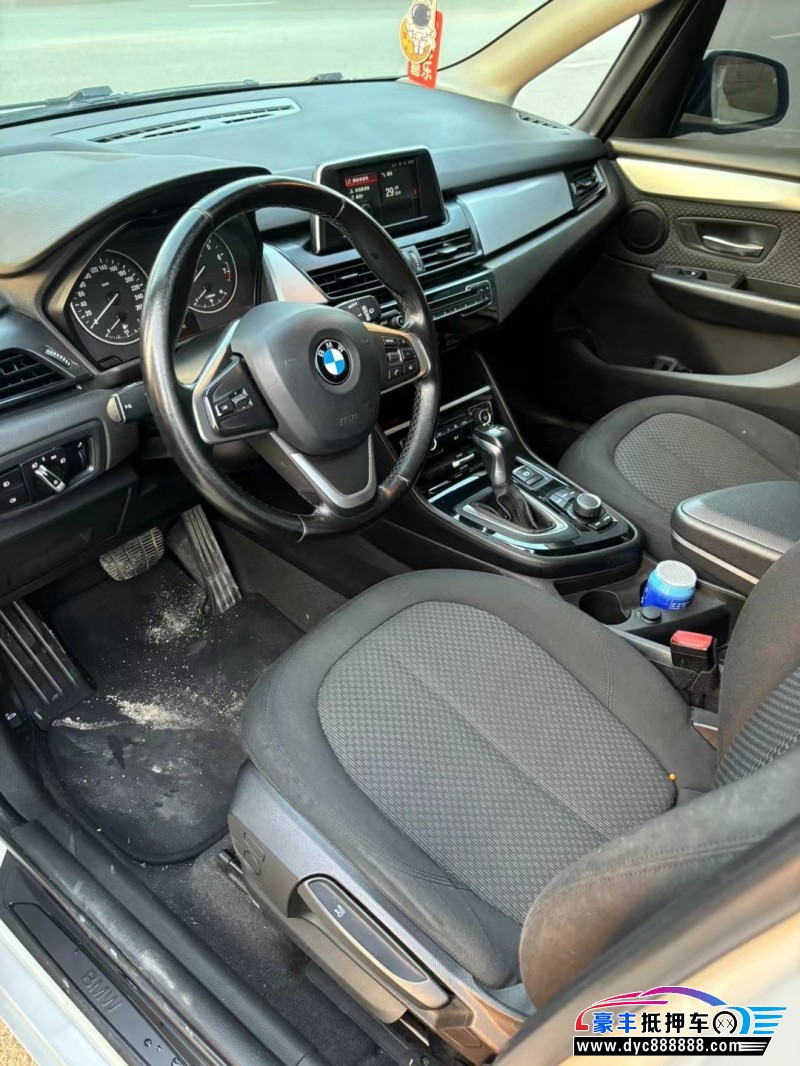 18年宝马2系轿车抵押车出售