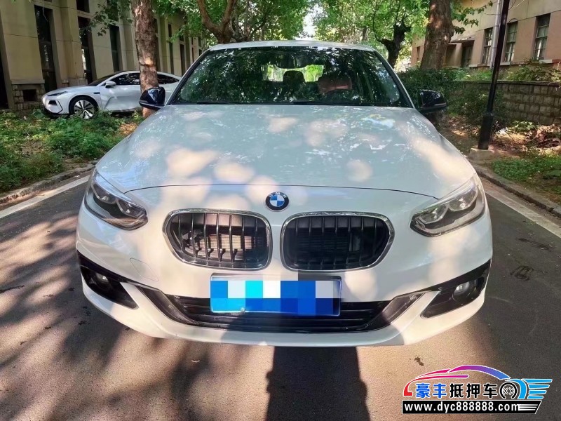 19年宝马1系轿车抵押车出售