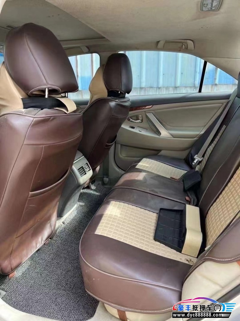 09年丰田凯美瑞轿车抵押车出售