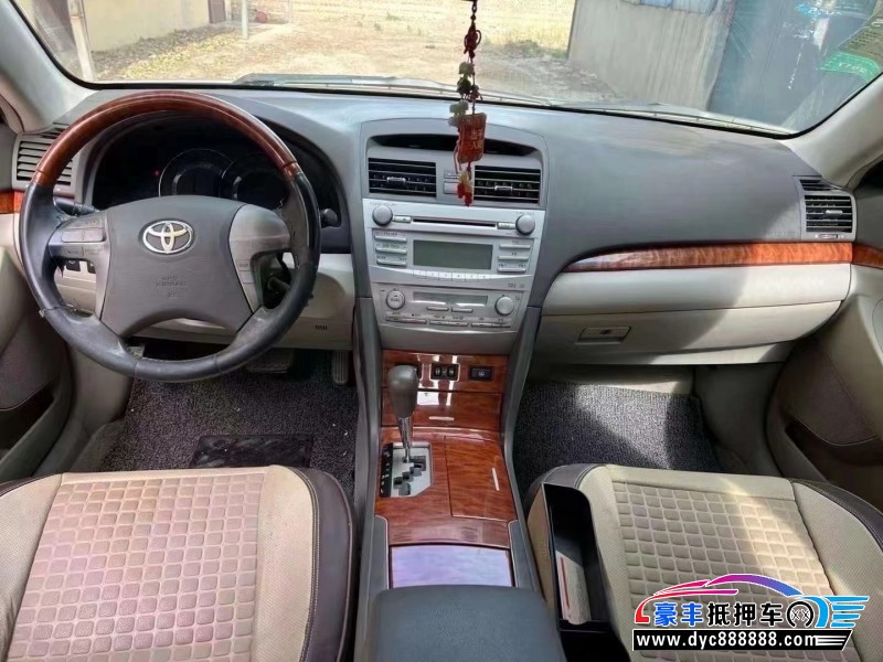 09年丰田凯美瑞轿车抵押车出售