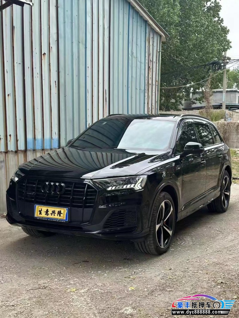 22年奥迪Q7轿车抵押车出售