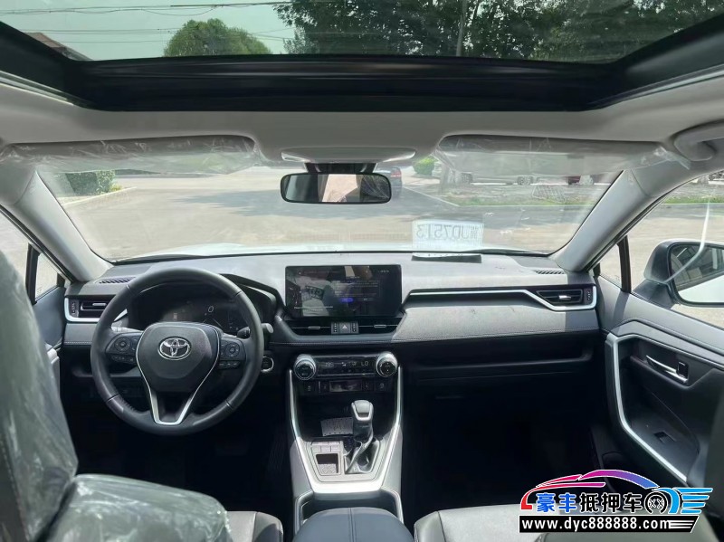 24年丰田RAV4轿车抵押车出售