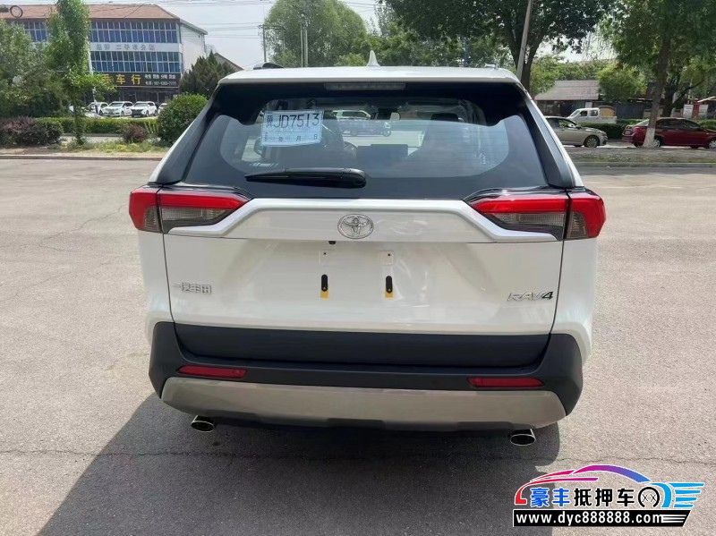 24年丰田RAV4轿车抵押车出售