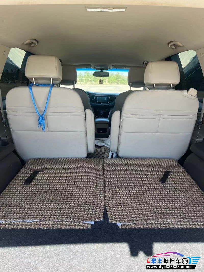 18年别克别克GL6轿车抵押车出售