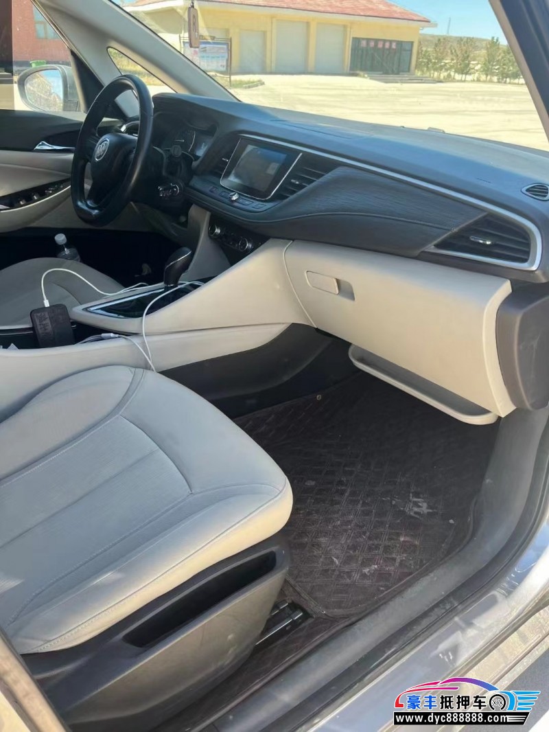 18年别克别克GL6轿车抵押车出售