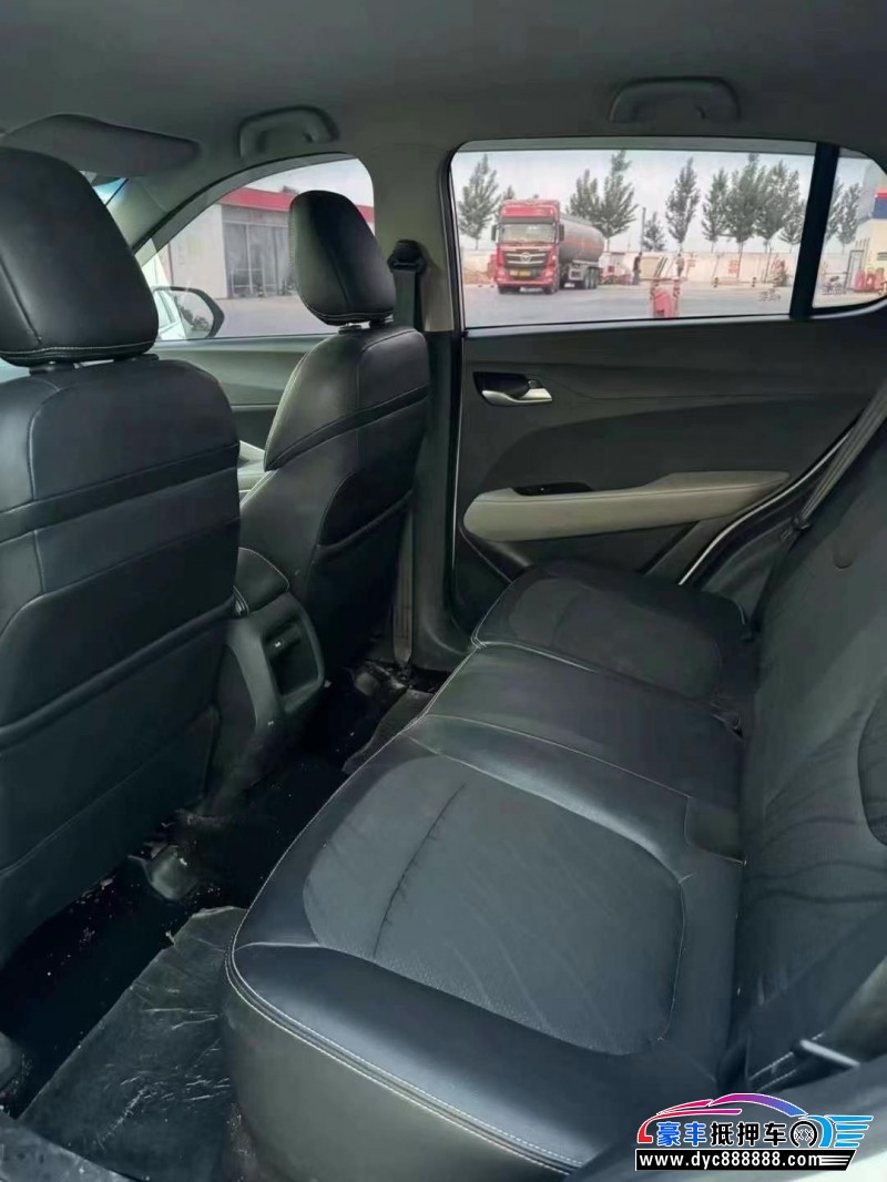 18年宝骏510轿车抵押车出售