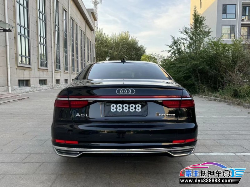 20年奥迪A8轿车抵押车出售