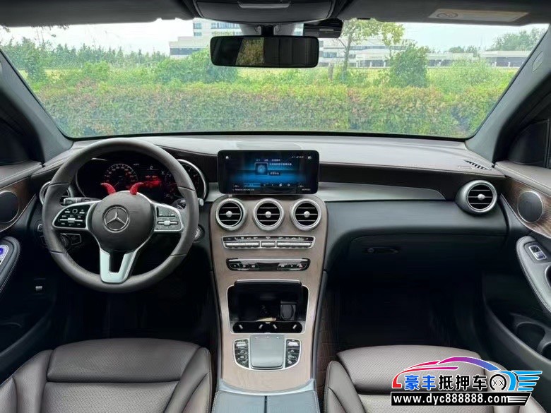 22年奔驰GLC轿车抵押车出售