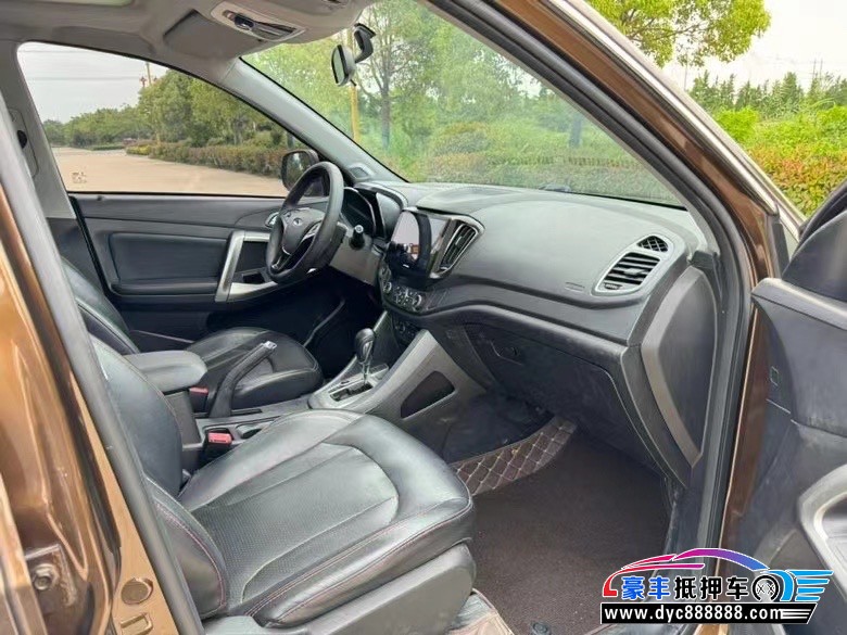 16年奇瑞瑞虎轿车抵押车出售