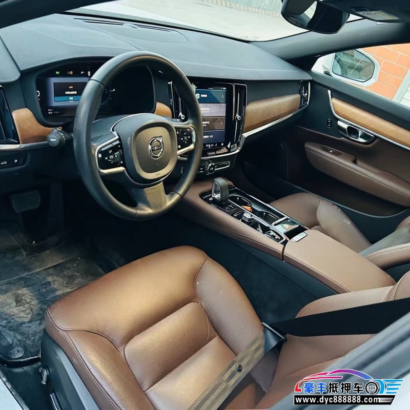 21年沃尔沃S90轿车抵押车出售