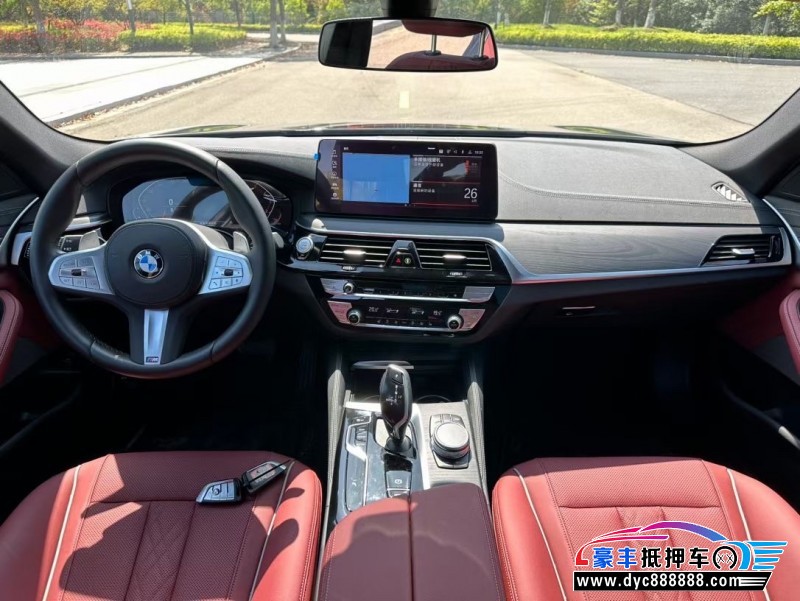 23年宝马5系轿车抵押车出售