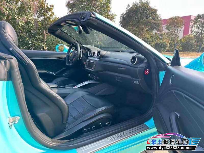 15年法拉利California T轿车抵押车出售