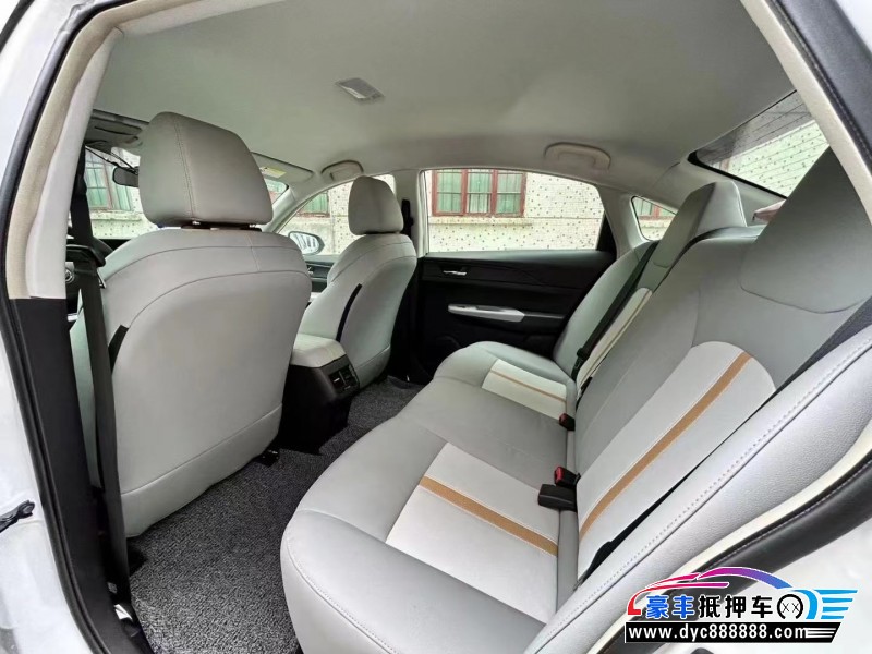 23年东风风神E70轿车抵押车出售